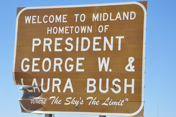welcome to hometown of Pres. Bush sign